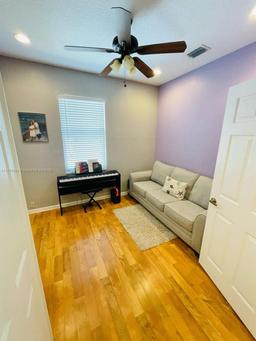 Picture of 6938 NW 33Rd St, Margate, FL 33063