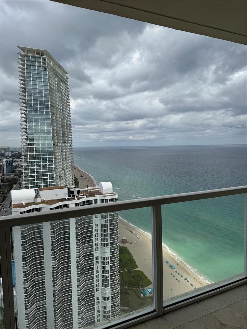 Picture of 16699 Collins Ave # 3905, Sunny Isles Beach FL 33160