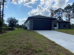 Picture of 552 Cottonwood Ave S, Lehigh Acres, FL 33974