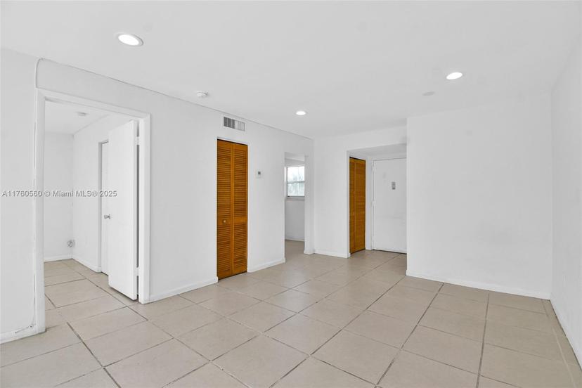 Picture of 618 Euclid Ave # 303, Miami Beach FL 33139