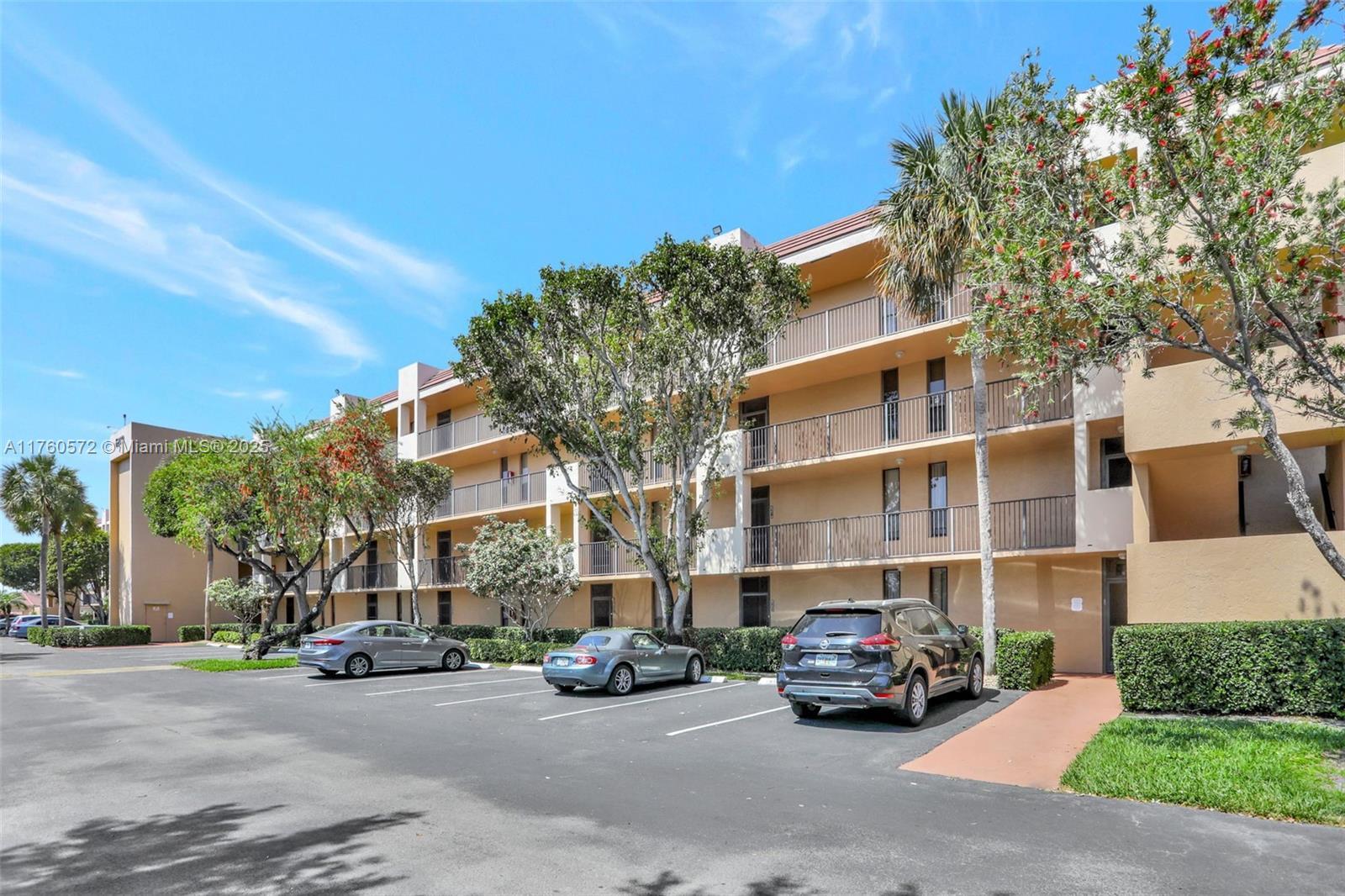Picture of 6239 Coral Lake Dr # 403, Margate, FL 33063