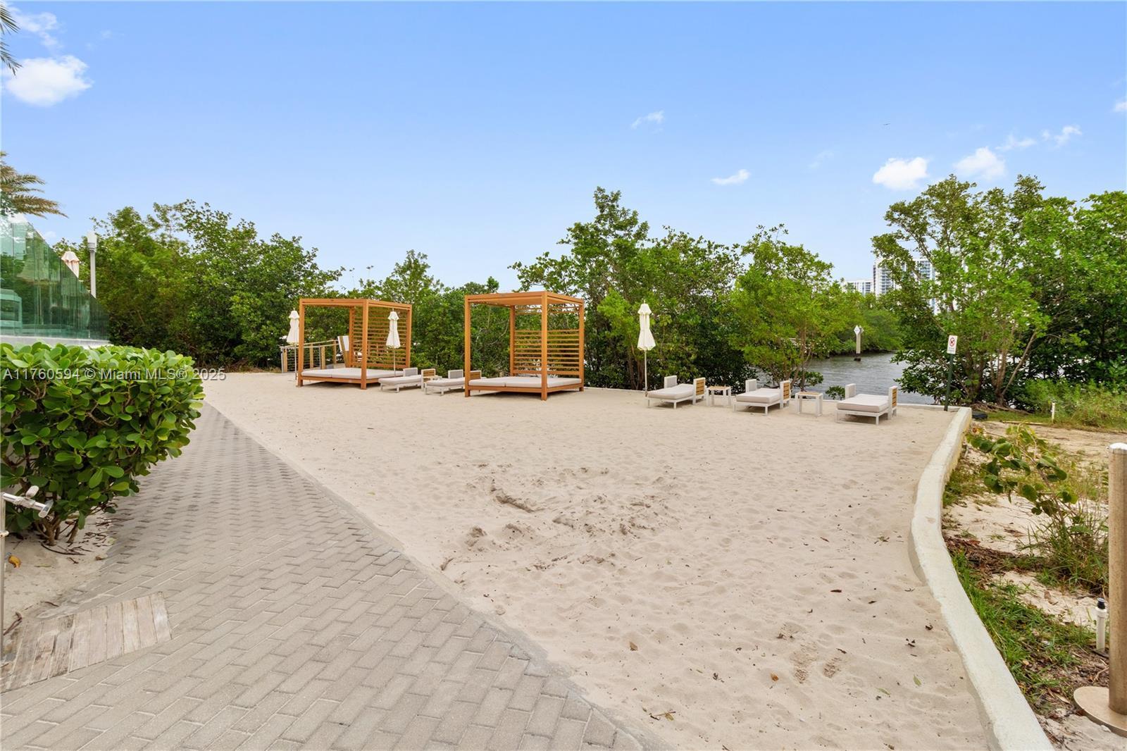 Picture of 16385 Biscayne Blvd # 1921, North Miami Beach, FL 33160