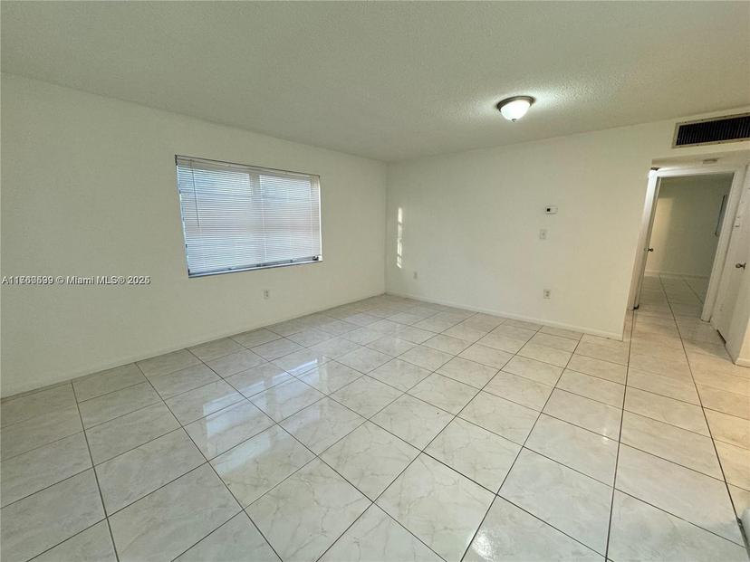 Picture of 2005 Jefferson St # 205, Hollywood FL 33020
