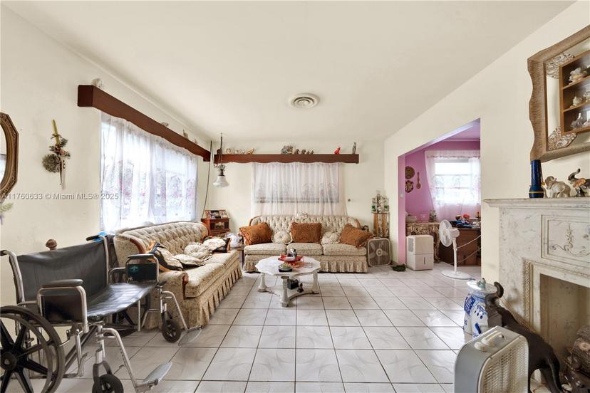 Picture of 727 E 26Th St, Hialeah FL 33013