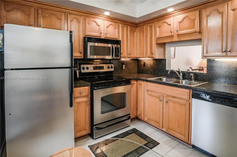Picture of 202 SE 10Th St # 206, Dania Beach FL 33004