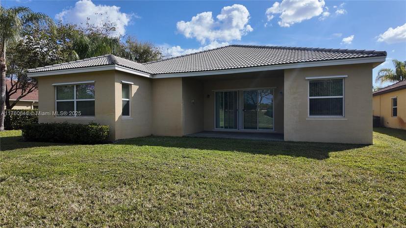Picture of 2355 Bellarosa Cir, Royal Palm Beach FL 33411