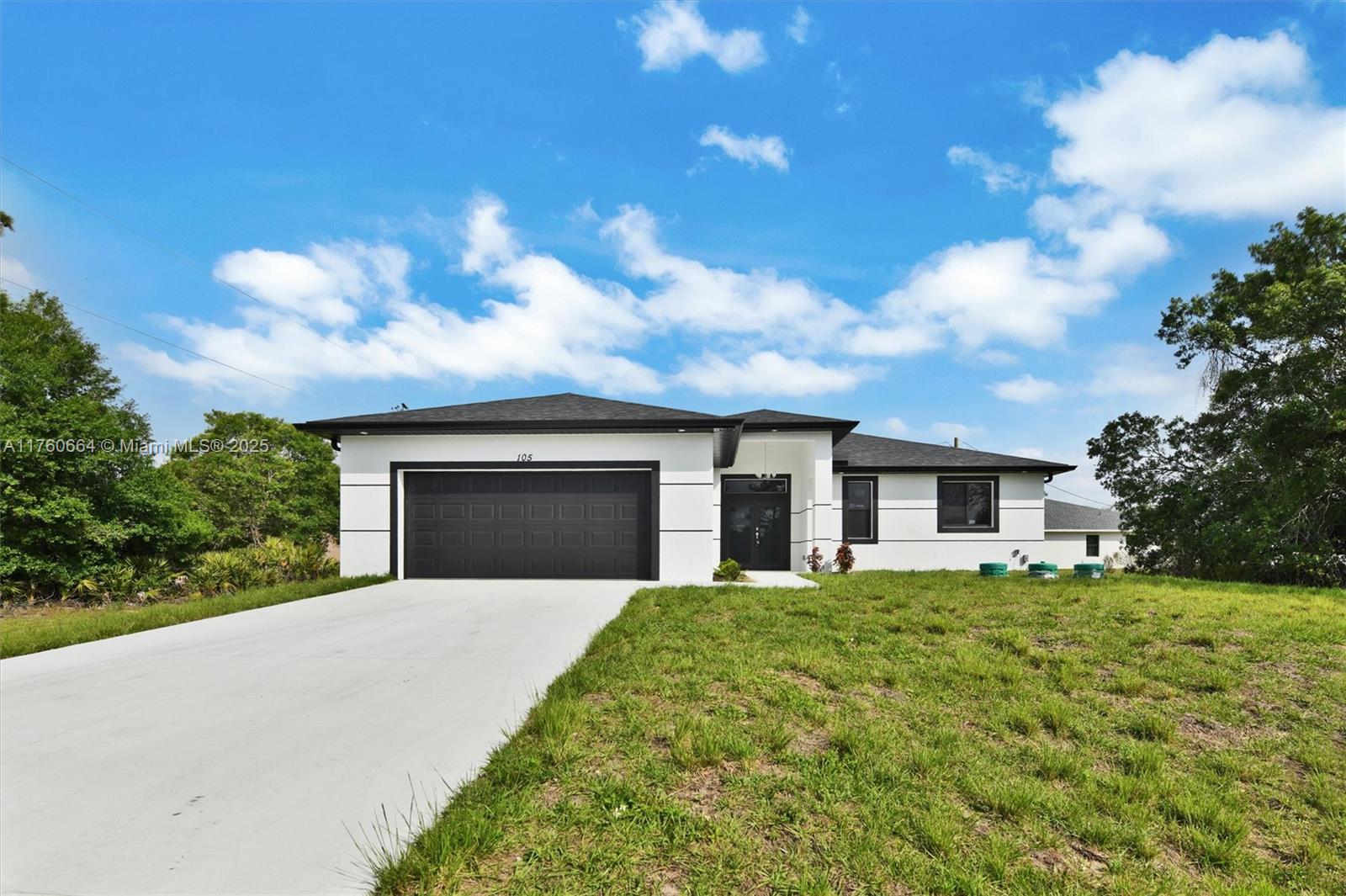 Picture of 105 E 14Th St, Lehigh Acres, FL 33972