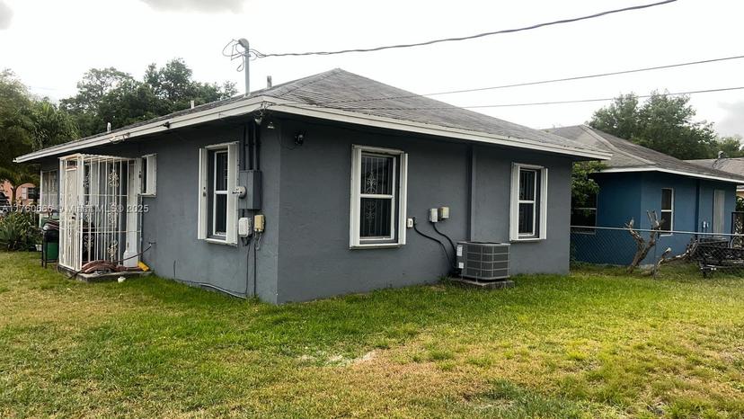 Picture of 3003 NW 77Th St, Miami FL 33147