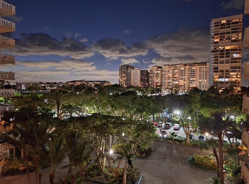 Picture of 1121 Crandon Blvd # F405, Key Biscayne FL 33149