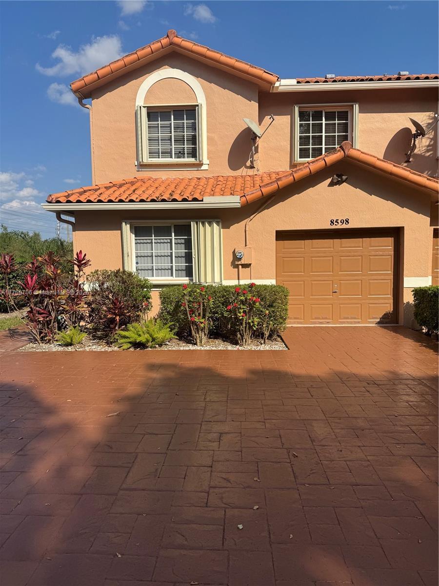Picture of 8598 Lychee Dr # 501, Tamarac, FL 33321
