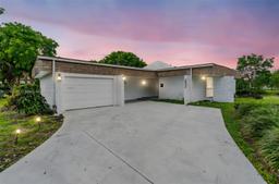 Picture of 4704 Bayberry Ln, Tamarac, FL 33319