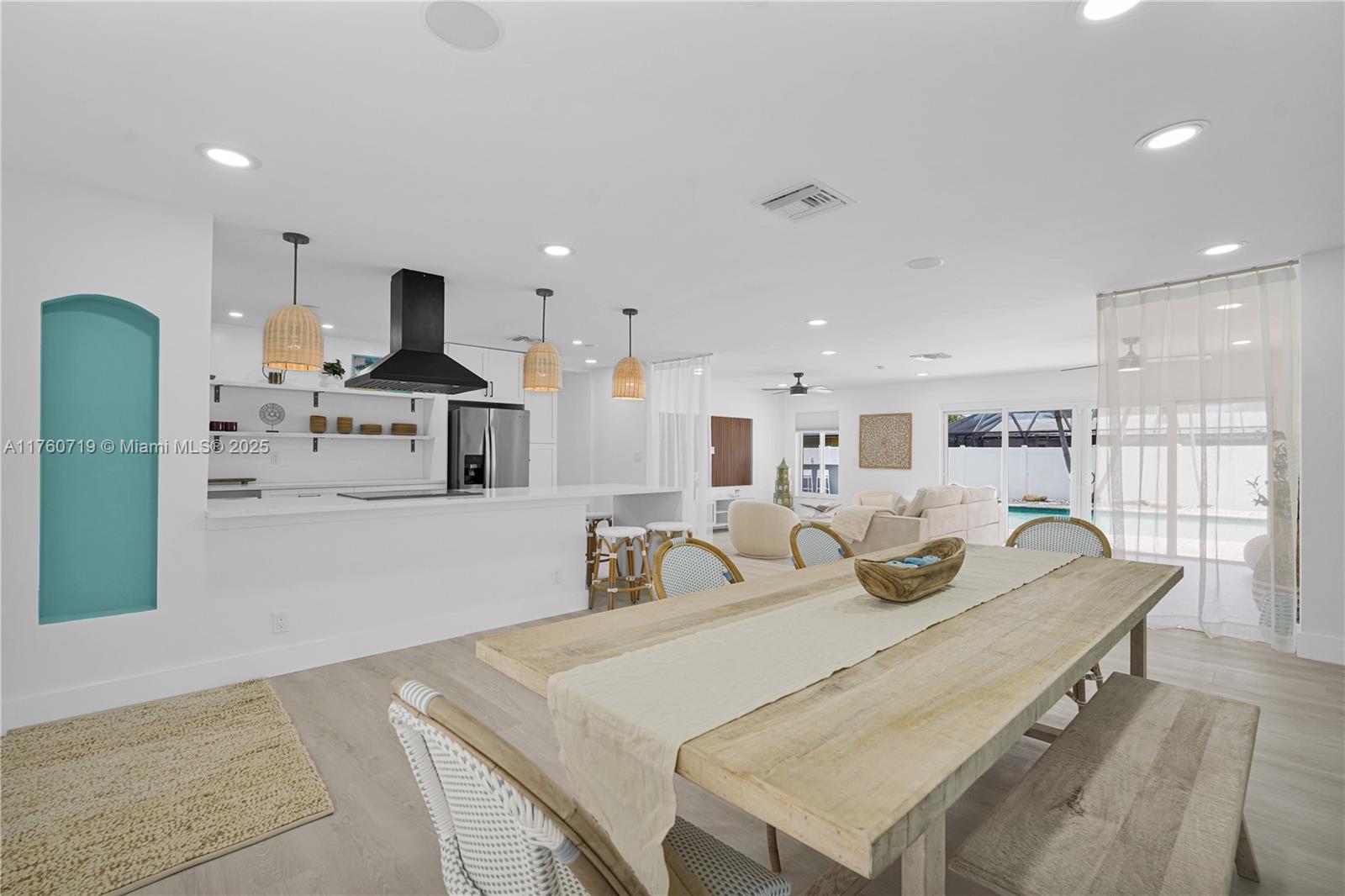 Picture of 4400 NE 17Th Ave, Oakland Park, FL 33334