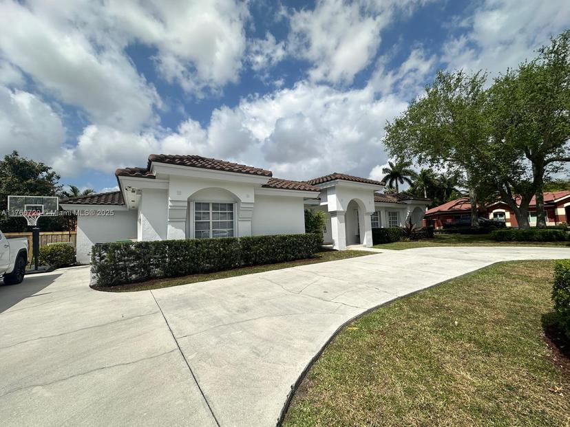 Picture of 15690 SW 153Rd Ct, Miami FL 33187