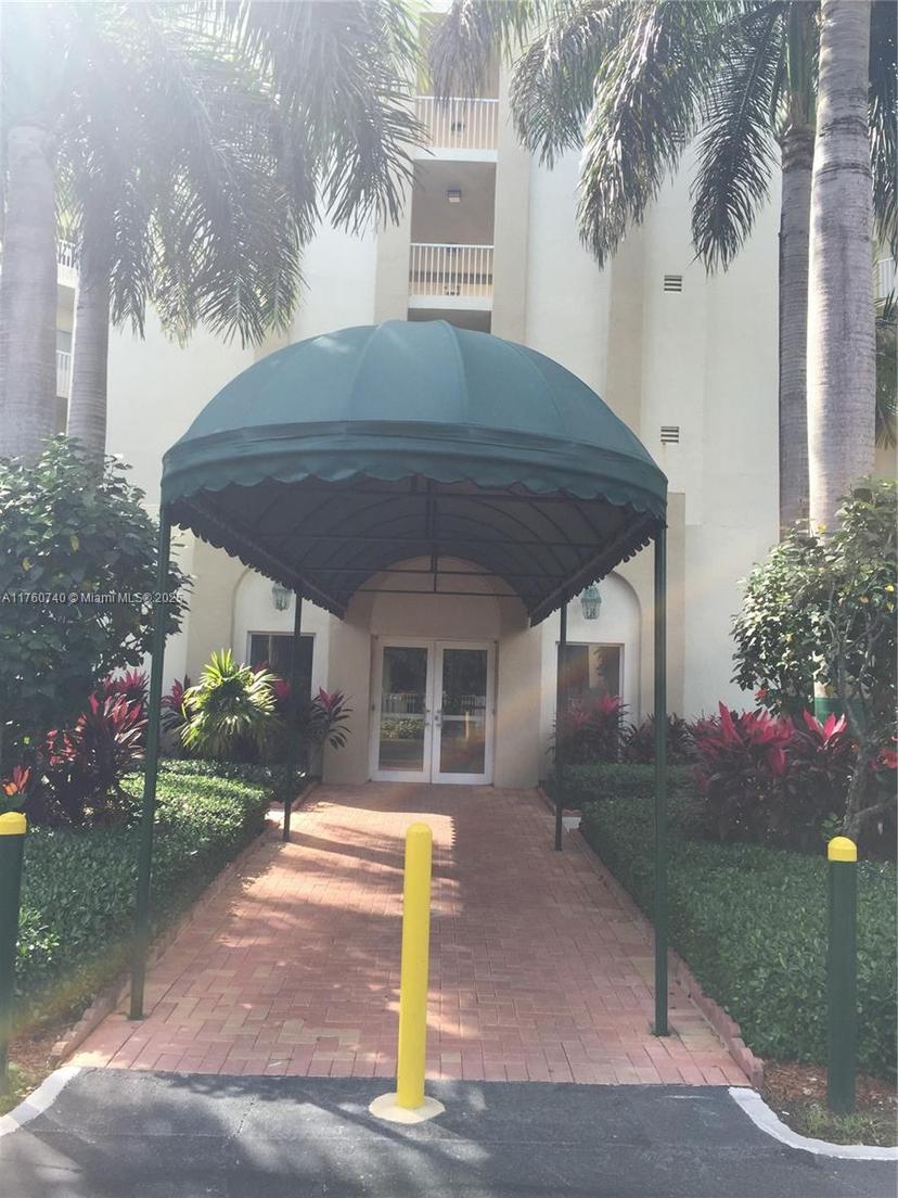 Picture of 10770 NW 66Th St # 301, Doral FL 33178