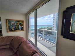 Picture of 2751 S Ocean Dr # 708S, Hollywood, FL 33019