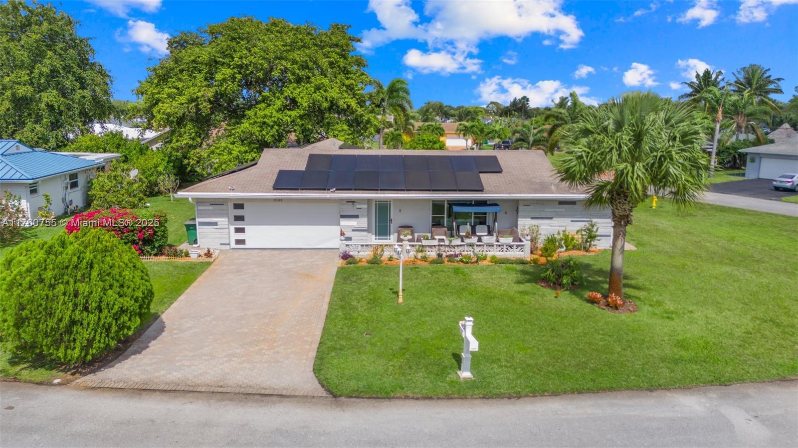 Picture of 9105 NW 72Nd Ct, Tamarac, FL 33321