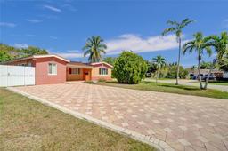 Picture of 2330 Bahama Dr, Miramar, FL 33023