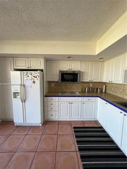 Picture of 8600 SW 133Rd Ave Rd # 423, Miami, FL 33183