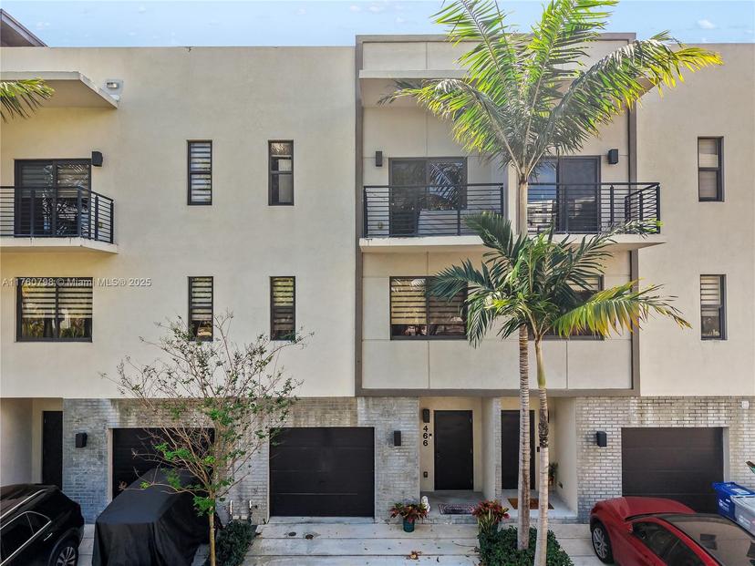 Picture of 466 SE 1St Cir, Pompano Beach FL 33060