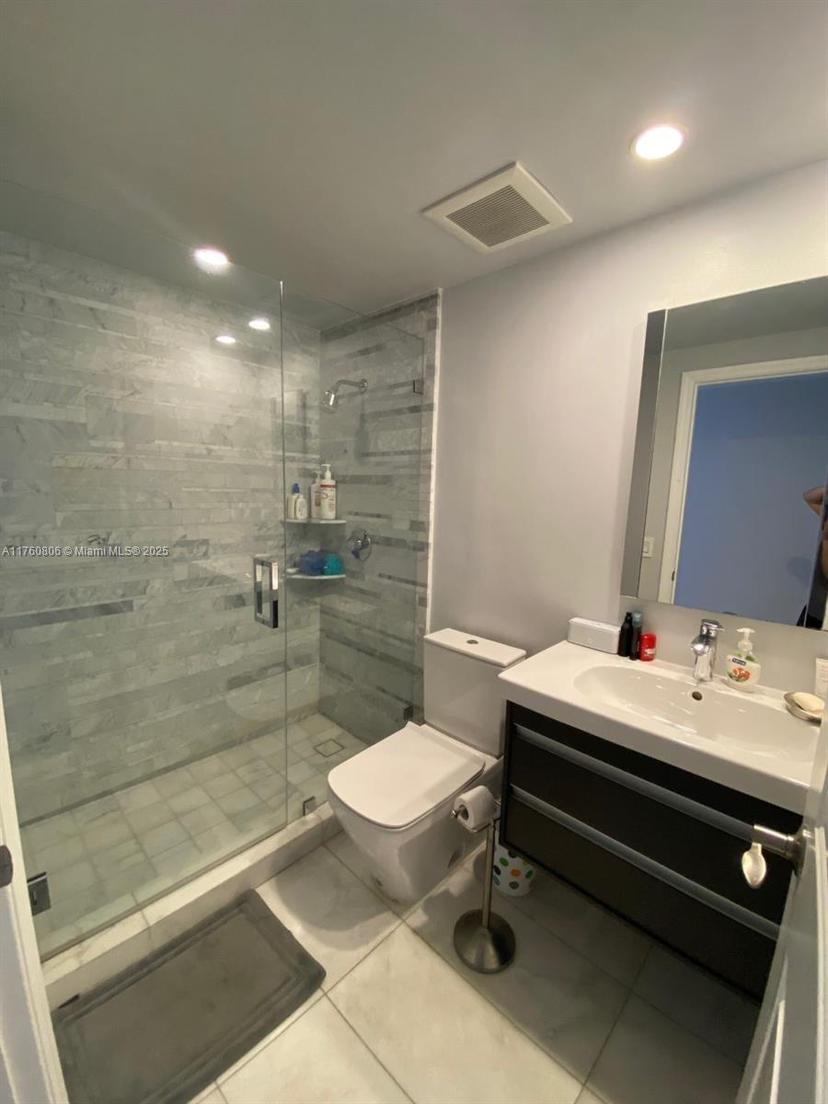 Picture of 50 Ocean Lane Dr # 404, Key Biscayne FL 33149