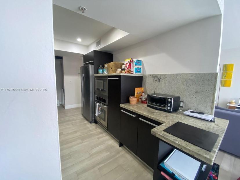 Picture of 50 Ocean Lane Dr # 404, Key Biscayne FL 33149