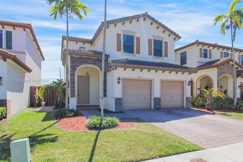 Picture of 9244 SW 227Th Ln, Cutler Bay FL 33190