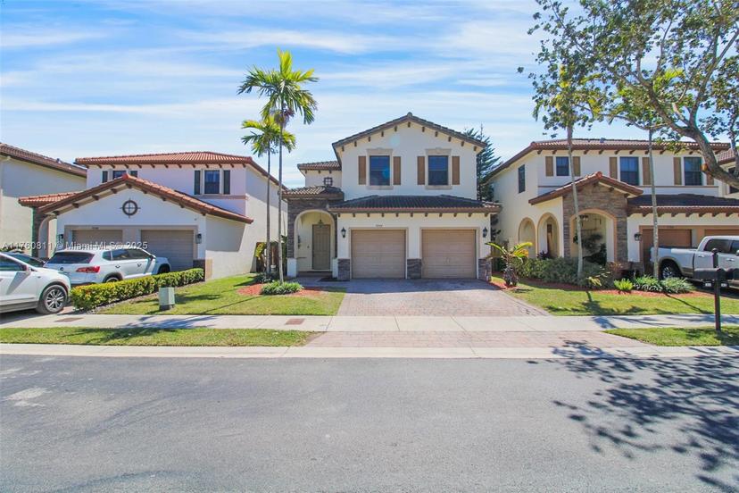 Picture of 9244 SW 227Th Ln, Cutler Bay FL 33190