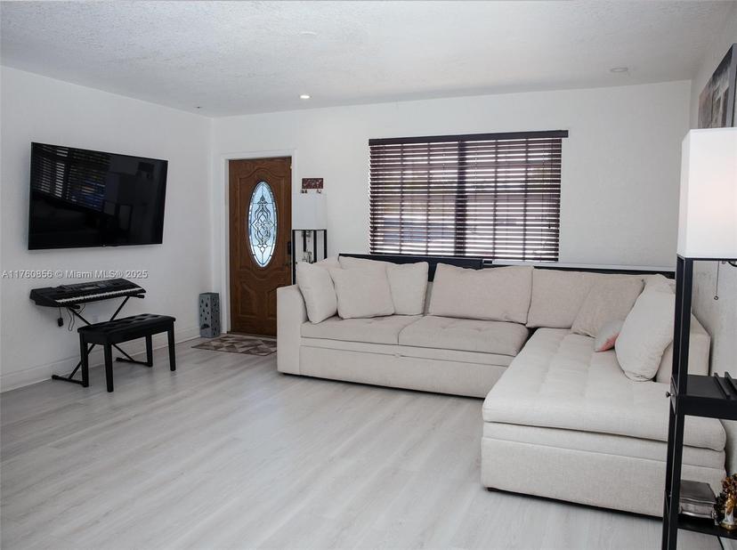 Picture of 10445 SW 7Th Ter, Sweetwater FL 33174