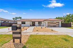 Picture of 2010 NE 208Th St, Miami, FL 33179