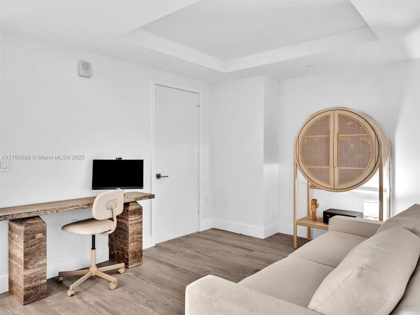 Picture of 121 NE 34Th St # 2102, Miami FL 33137