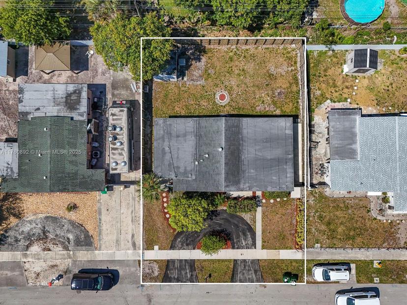 Picture of 3911 SW 60Th Ave, Davie FL 33314