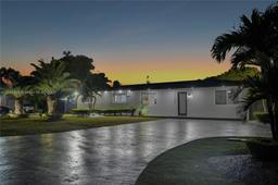 Picture of 11300 SW 107Th Ave, Miami, FL 33176