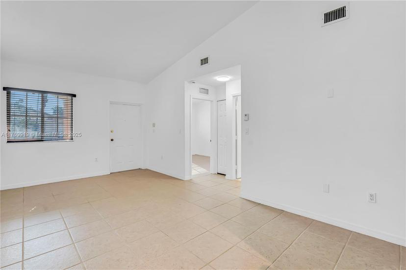 Picture of 2930 SE 12Th Rd # 31, Homestead FL 33035