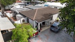 Picture of 825 E 9Th Ln, Hialeah, FL 33010