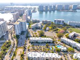 Picture of 17560 Atlantic Blvd # 409, Sunny Isles Beach, FL 33160