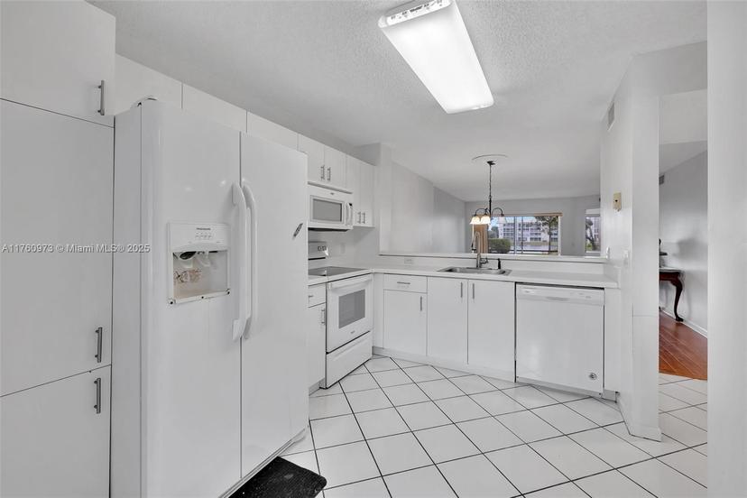 Picture of 7711 Trent Dr # 106, Tamarac FL 33321