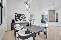 Picture of 3320 Bridle Path Ln, Weston, FL 33331