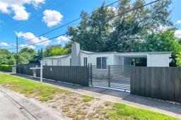 Picture of 9398 NW 4Th Ave, Miami, FL 33150