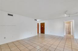Picture of 8800 SW 123 Ct # J204, Miami, FL 33186