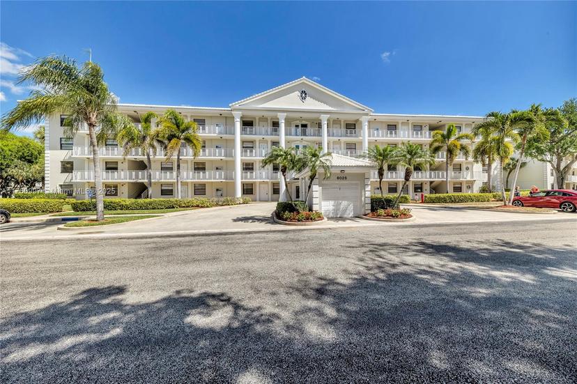 Picture of 6025 Balboa Cir # 204, Boca Raton FL 33433
