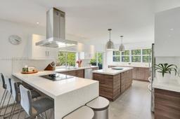 Picture of 13800 SW 72Nd Ct, Palmetto Bay, FL 33158