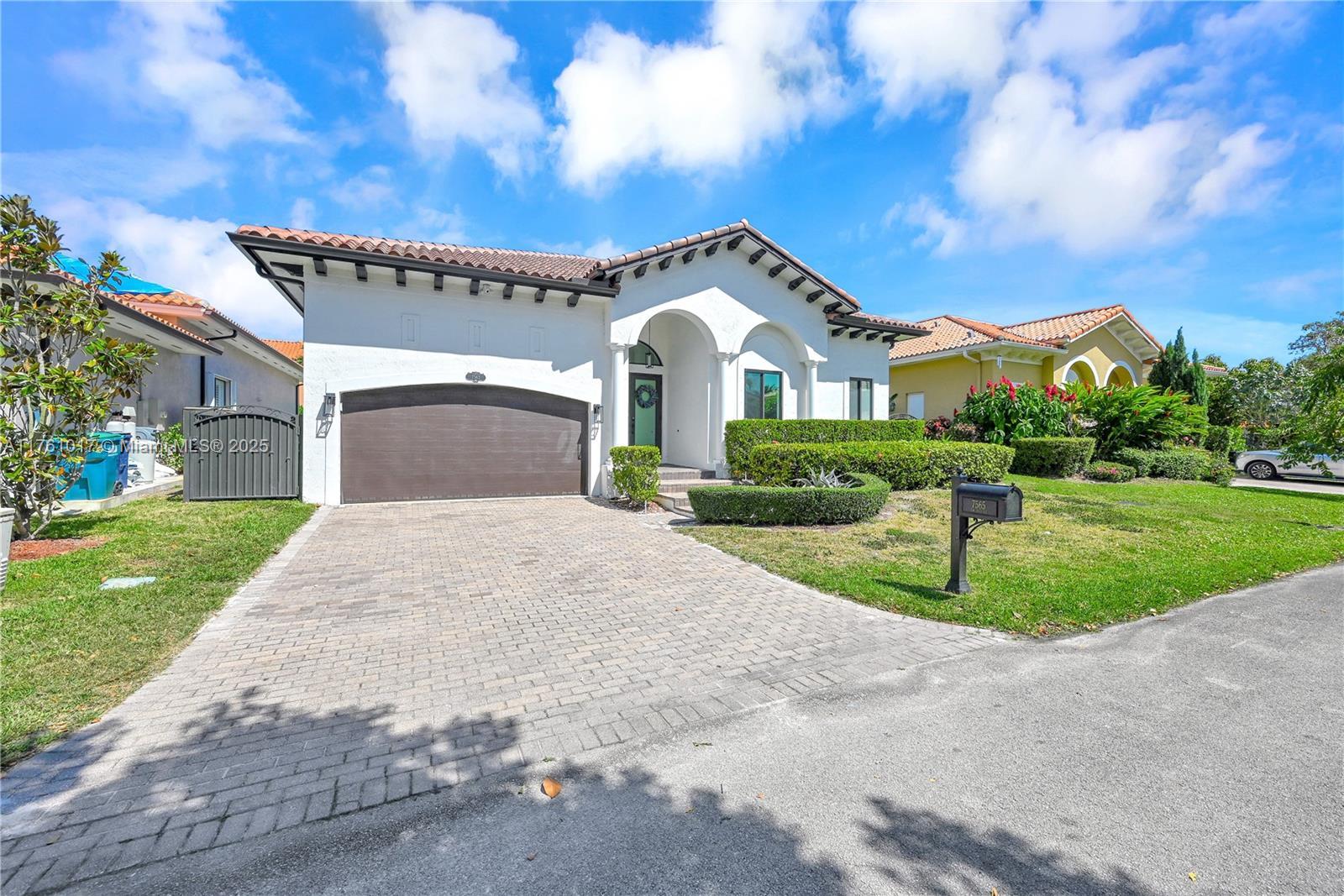Picture of 7565 SW 190Th St, Cutler Bay, FL 33157