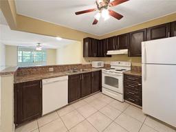 Picture of 410 NW 68Th Ave # 207, Plantation, FL 33317