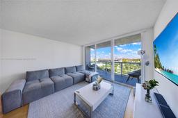 Picture of 650 West Ave # 704, Miami Beach, FL 33139