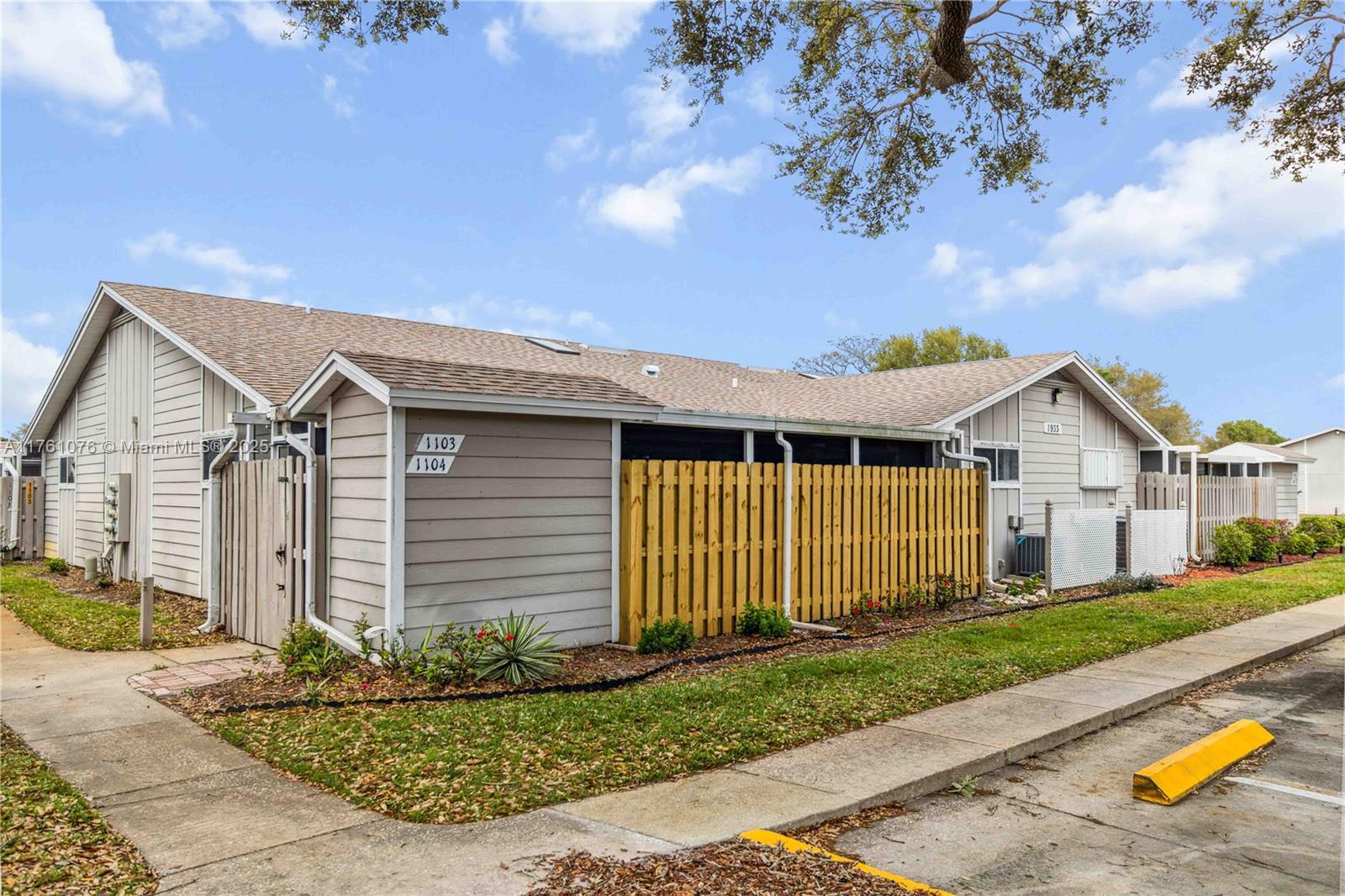 Picture of 1933 Quail Ridge Ct # 1104, Cocoa, FL 32922
