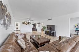 Picture of 804 Cypress Grove Ln # 308, Pompano Beach, FL 33069