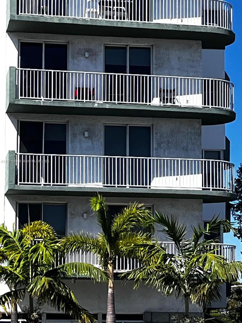 Picture of 2550 SW 27Th Ave # 304, Miami FL 33133