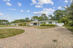 Picture of 410 Forest Estate Dr, West Palm Beach, FL 33415