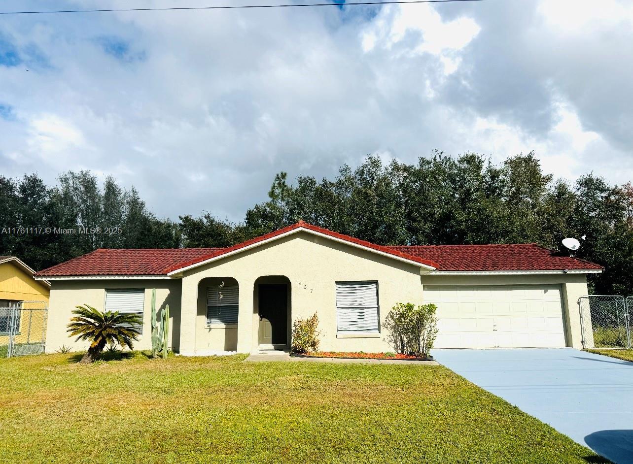 Picture of 807 Mountbatten Lane, Kissimmee, FL 34758