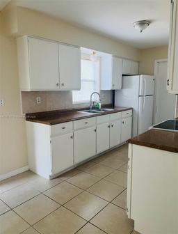 Picture of 807 Mountbatten Lane, Kissimmee, FL 34758
